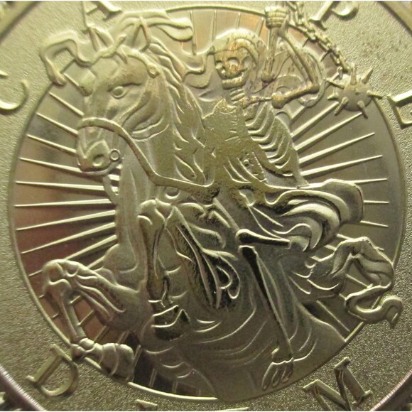 Memento Mori Carpe Diem skull coin/pendant Double Sided Two Necklaces in One - Picture 4 of 5